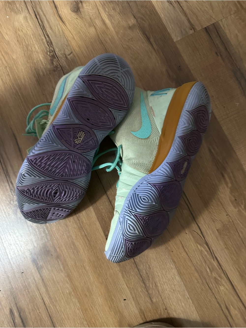 Kyrie flytrap 6 squidward